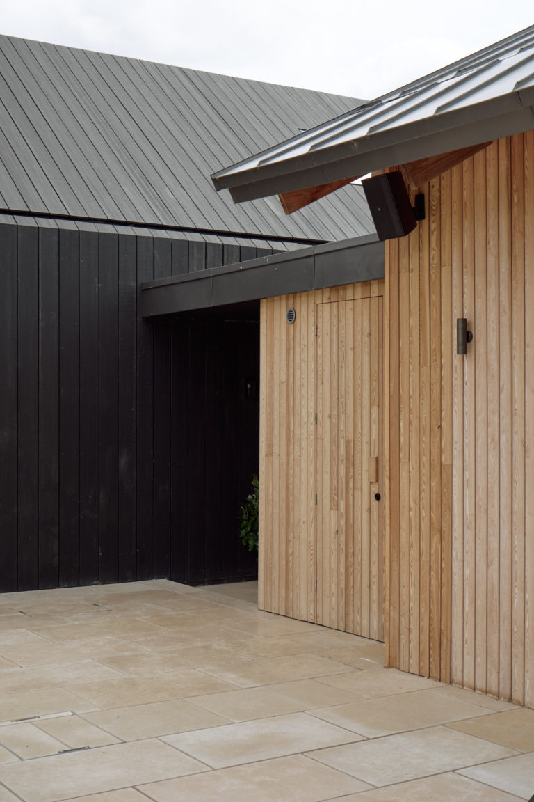 SWEDISH BARN HAMPSHIRE, SO20 - SHOOTFACTORY - OTHER UK HOUSES