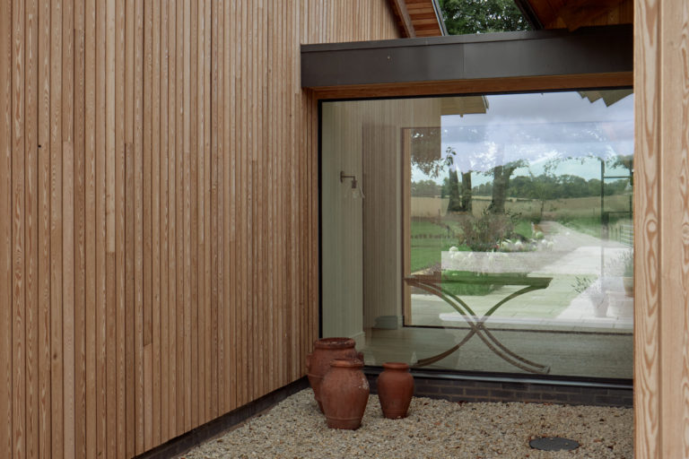 SWEDISH BARN HAMPSHIRE, SO20 - SHOOTFACTORY - OTHER UK HOUSES