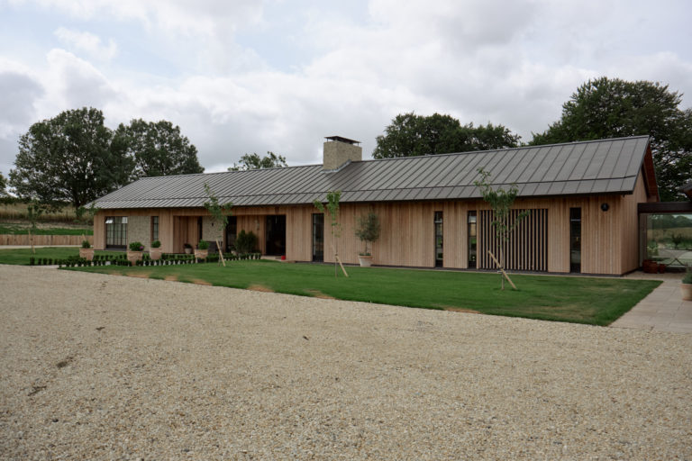 SWEDISH BARN HAMPSHIRE, SO20 - SHOOTFACTORY - OTHER UK HOUSES