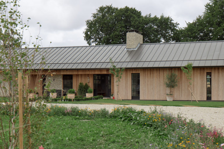 SWEDISH BARN HAMPSHIRE, SO20 - SHOOTFACTORY - OTHER UK HOUSES
