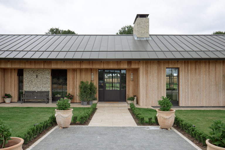 SWEDISH BARN HAMPSHIRE, SO20 - SHOOTFACTORY - OTHER UK HOUSES