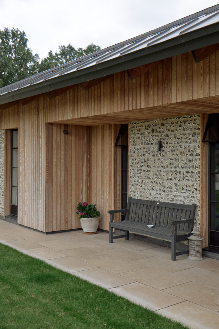 SWEDISH BARN HAMPSHIRE, SO20 - SHOOTFACTORY - OTHER UK HOUSES