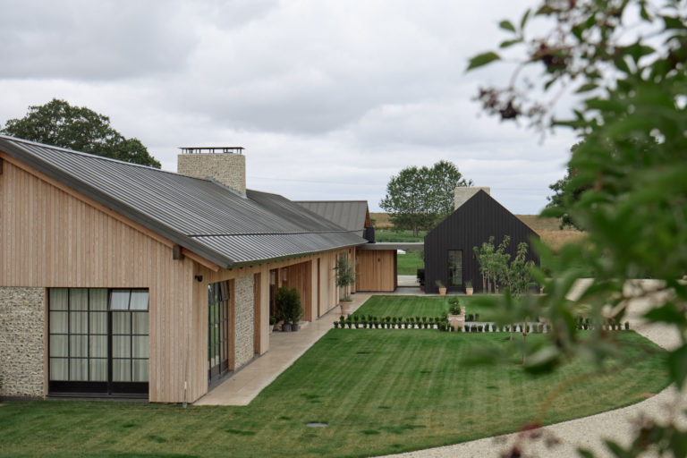 SWEDISH BARN HAMPSHIRE, SO20 - SHOOTFACTORY - OTHER UK HOUSES