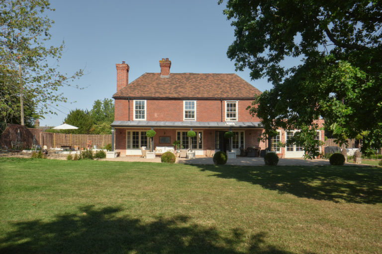 WARDHURST EAST SUSSEX, RH2 - SHOOTFACTORY - OTHER UK HOUSES
