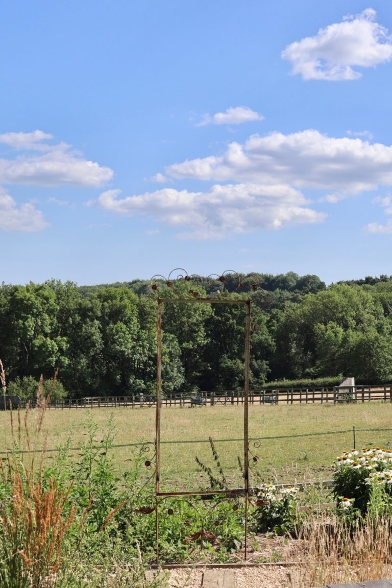 WARDVALE SURREY, RH7 - SHOOTFACTORY - OTHER UK HOUSES