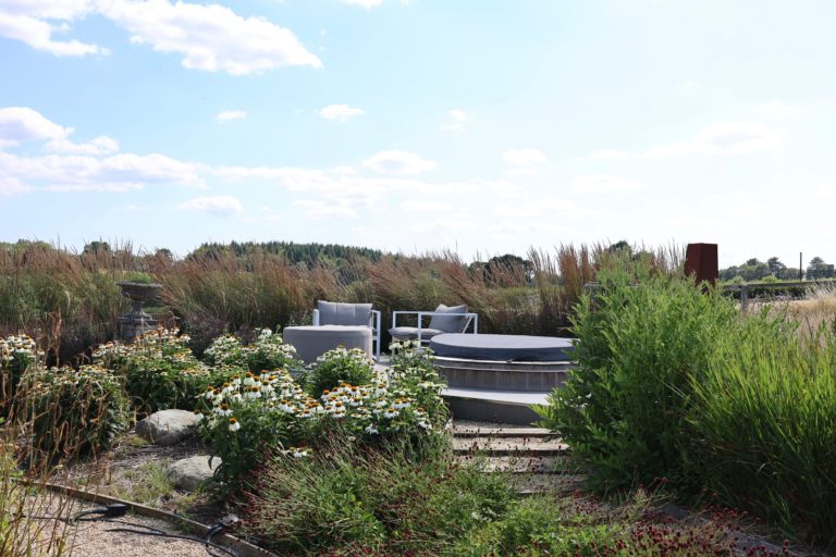 WARDVALE SURREY, RH7 - SHOOTFACTORY - OTHER UK HOUSES