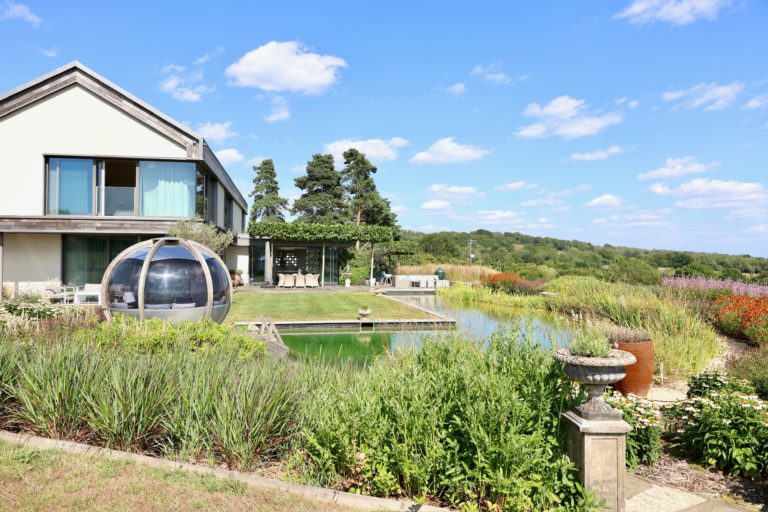 WARDVALE SURREY, RH7 - SHOOTFACTORY - OTHER UK HOUSES