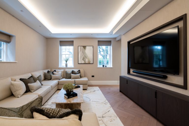 ALPHA LONDON, N2 - SHOOTFACTORY - LONDON HOUSES