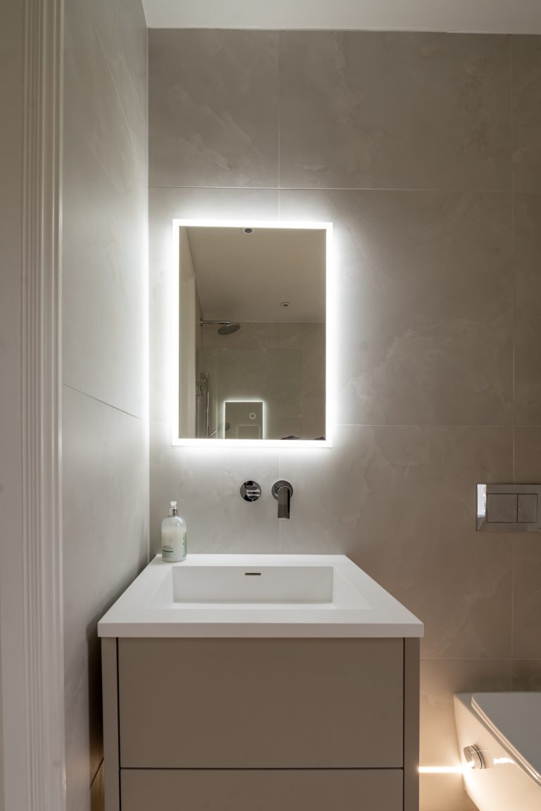 ALPHA LONDON, N2 - SHOOTFACTORY - LONDON HOUSES