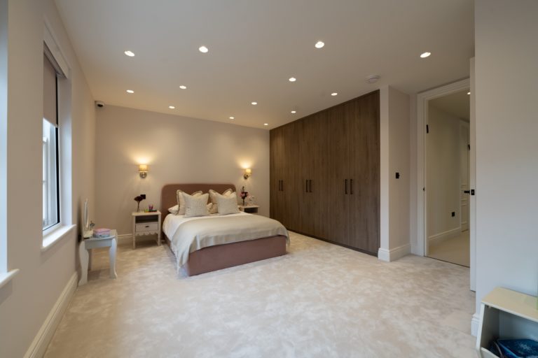 ALPHA LONDON, N2 - SHOOTFACTORY - LONDON HOUSES
