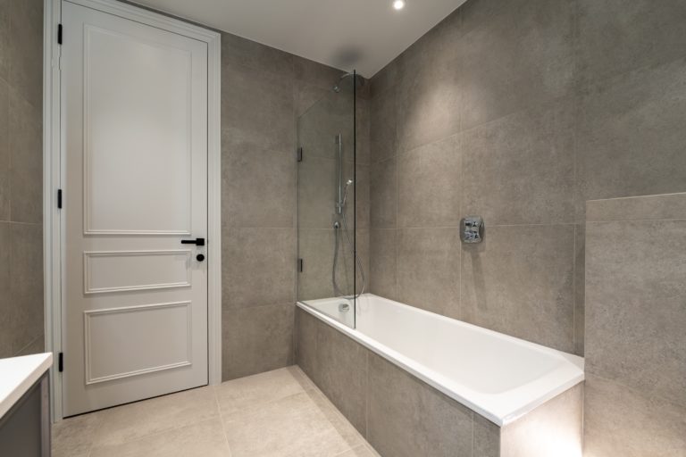 ALPHA LONDON, N2 - SHOOTFACTORY - LONDON HOUSES