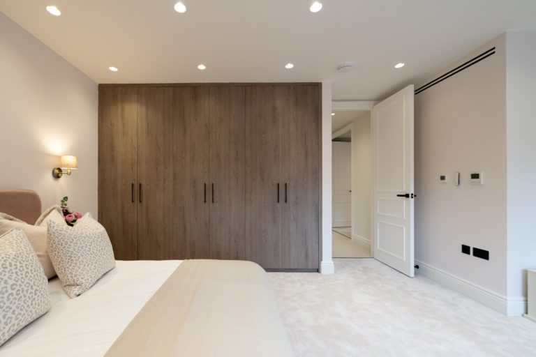 ALPHA LONDON, N2 - SHOOTFACTORY - LONDON HOUSES