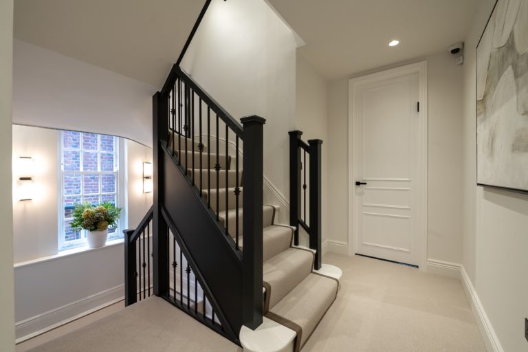ALPHA LONDON, N2 - SHOOTFACTORY - LONDON HOUSES