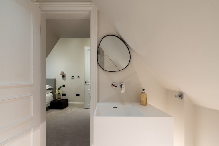 ALPHA LONDON, N2 - SHOOTFACTORY - LONDON HOUSES