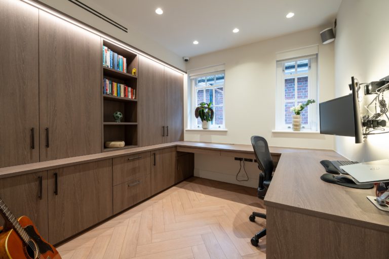 ALPHA LONDON, N2 - SHOOTFACTORY - LONDON HOUSES