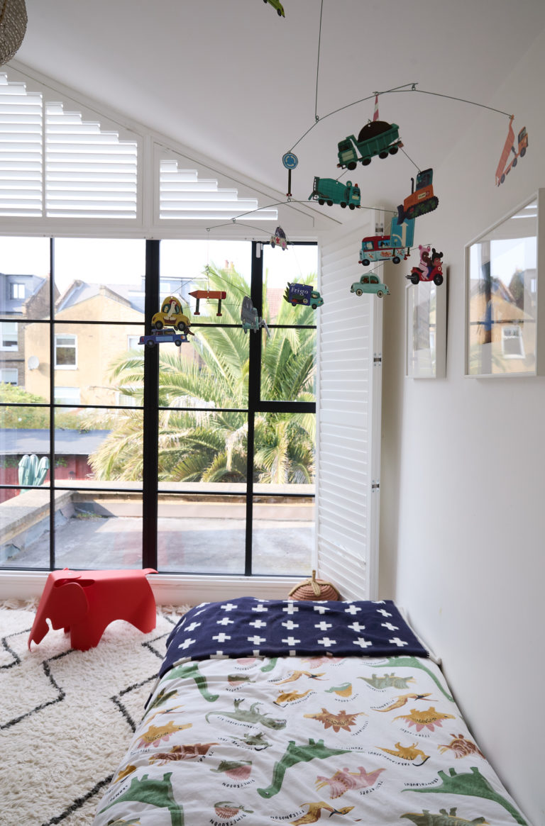 BILLIE LONDON, NW10 - SHOOTFACTORY - LONDON HOUSES - 016