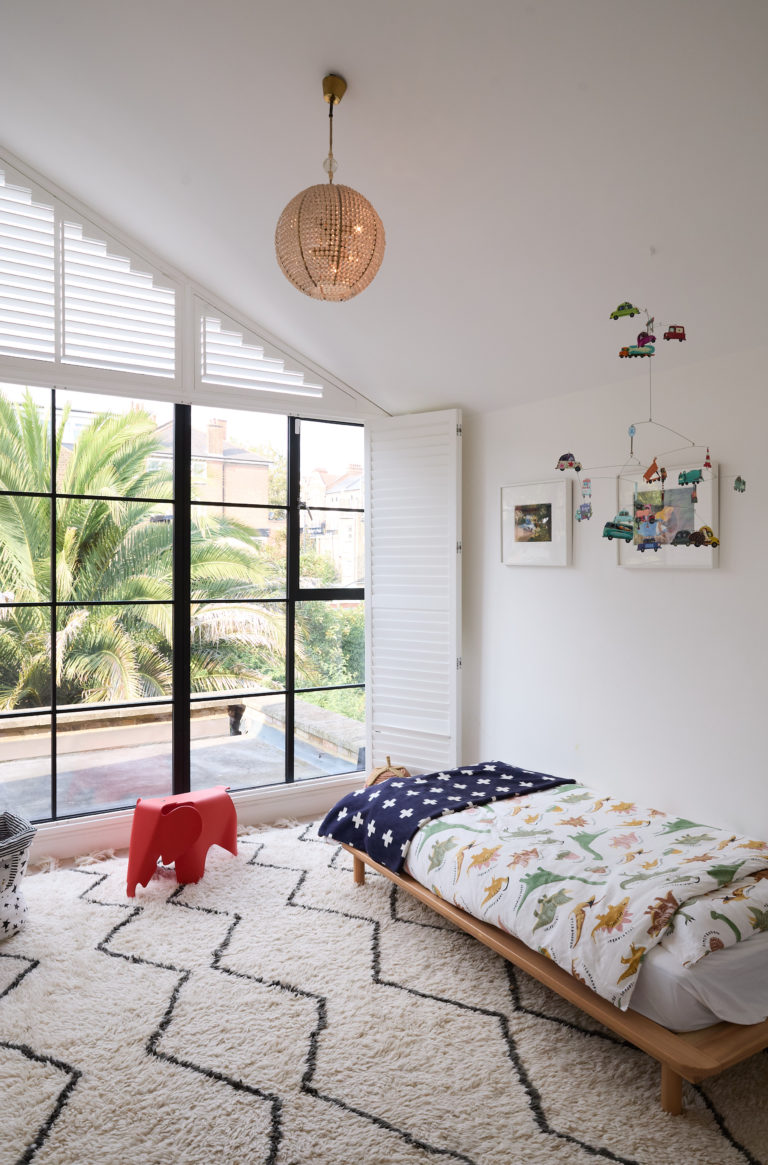 BILLIE LONDON, NW10 - SHOOTFACTORY - LONDON HOUSES - 016