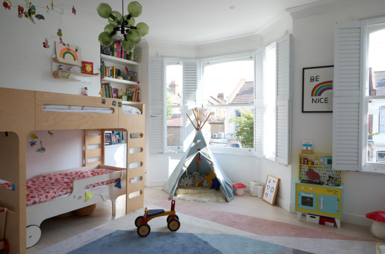 BILLIE LONDON, NW10 - SHOOTFACTORY - LONDON HOUSES - 016