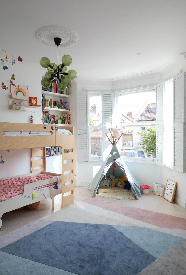 BILLIE LONDON, NW10 - SHOOTFACTORY - LONDON HOUSES - 016
