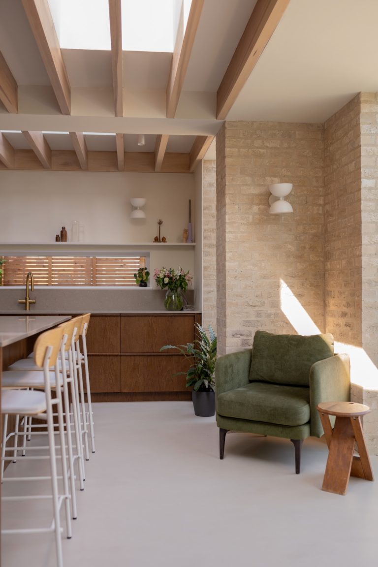 LAKEHOUSE LONDON, E11 - SHOOTFACTORY - LONDON HOUSES