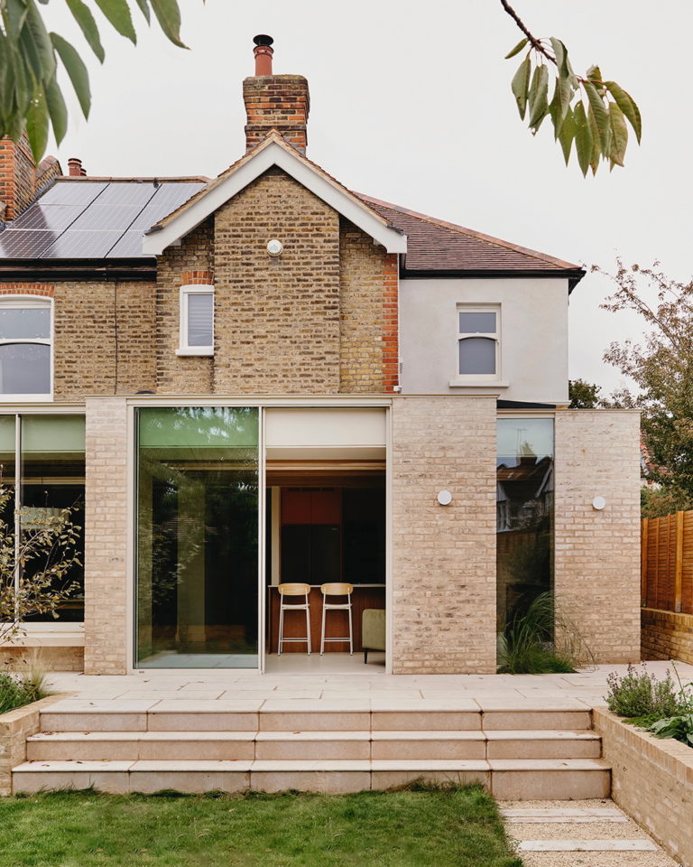 LAKEHOUSE LONDON, E11 - SHOOTFACTORY - LONDON HOUSES