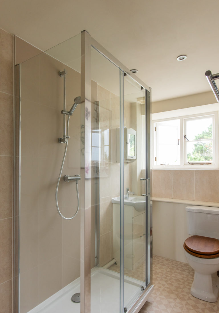 LYME REGIS DOREST, DT7 - SHOOTFACTORY - OTHER UK HOUSES