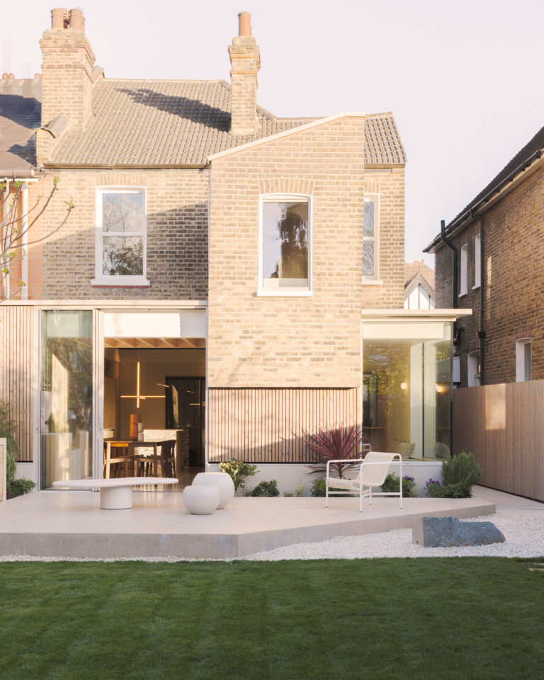 MANOR PARK LONDON, E12 - SHOOTFACTORY - LONDON HOUSES