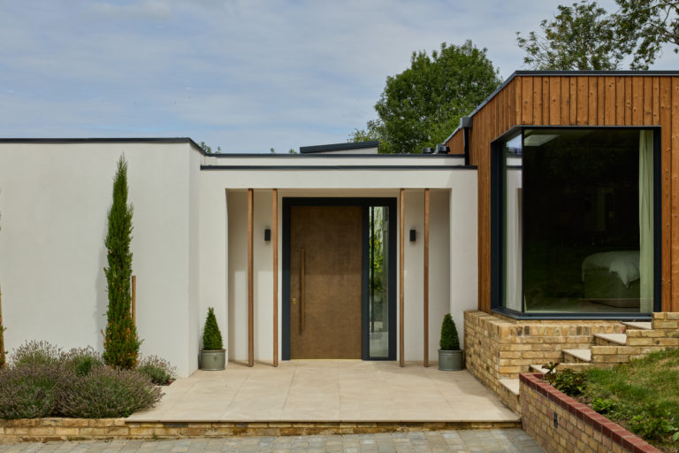 SURREY VIEW SURREY, KT22 - SHOOTFACTORY - OTHER UK HOUSES