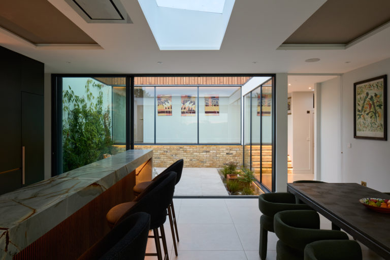 SURREY VIEW SURREY, KT22 - SHOOTFACTORY - OTHER UK HOUSES
