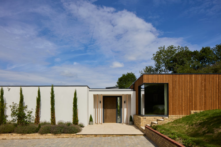 SURREY VIEW SURREY, KT22 - SHOOTFACTORY - OTHER UK HOUSES