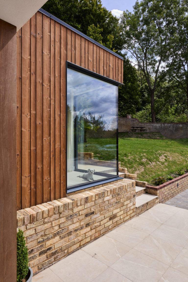 SURREY VIEW SURREY, KT22 - SHOOTFACTORY - OTHER UK HOUSES