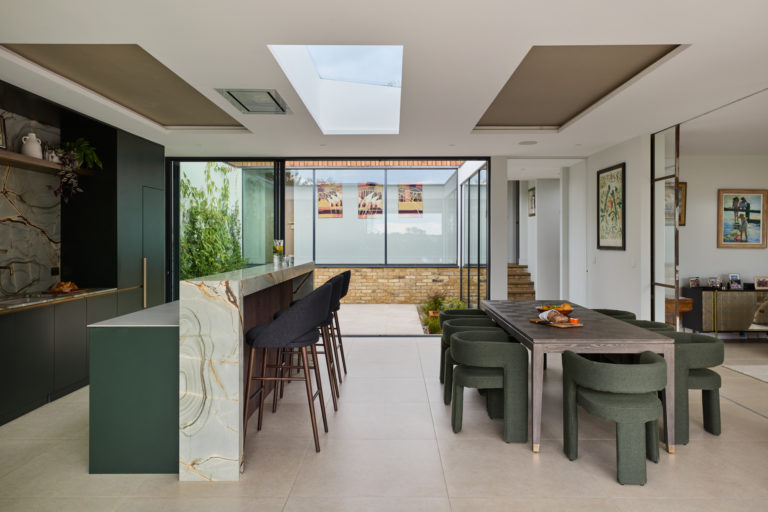SURREY VIEW SURREY, KT22 - SHOOTFACTORY - OTHER UK HOUSES