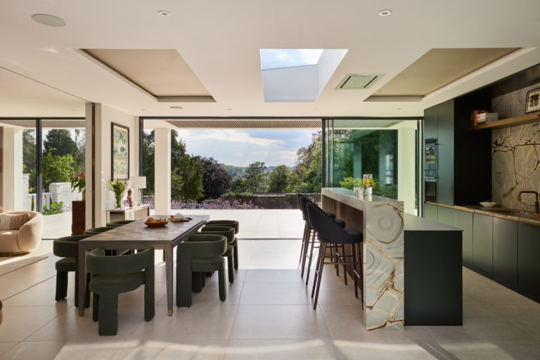 SURREY VIEW SURREY, KT22 - SHOOTFACTORY - OTHER UK HOUSES