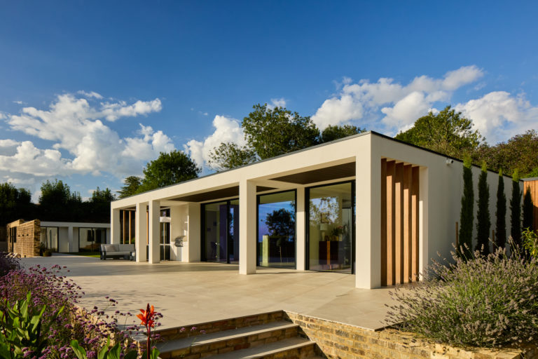 SURREY VIEW SURREY, KT22 - SHOOTFACTORY - OTHER UK HOUSES