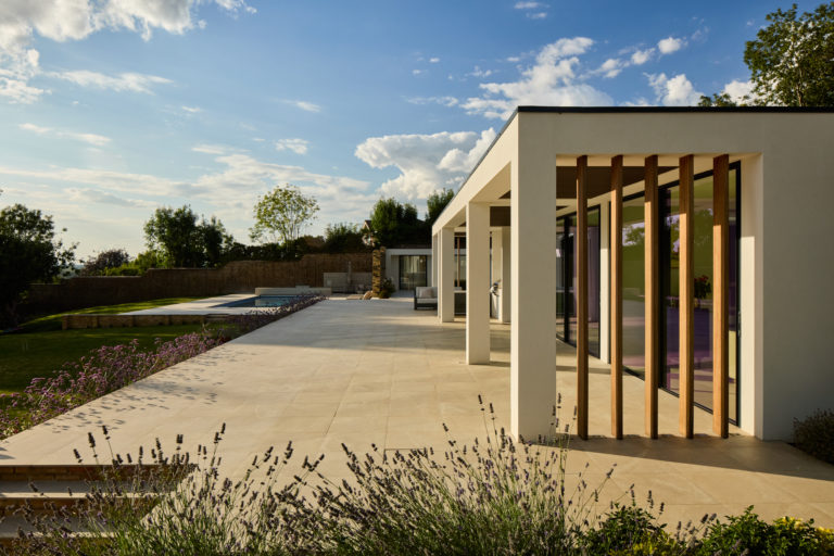 SURREY VIEW SURREY, KT22 - SHOOTFACTORY - OTHER UK HOUSES