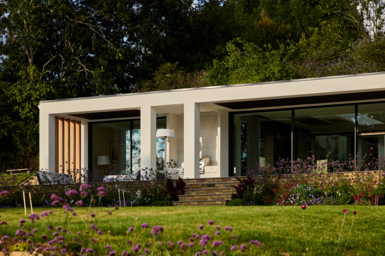 SURREY VIEW SURREY, KT22 - SHOOTFACTORY - OTHER UK HOUSES