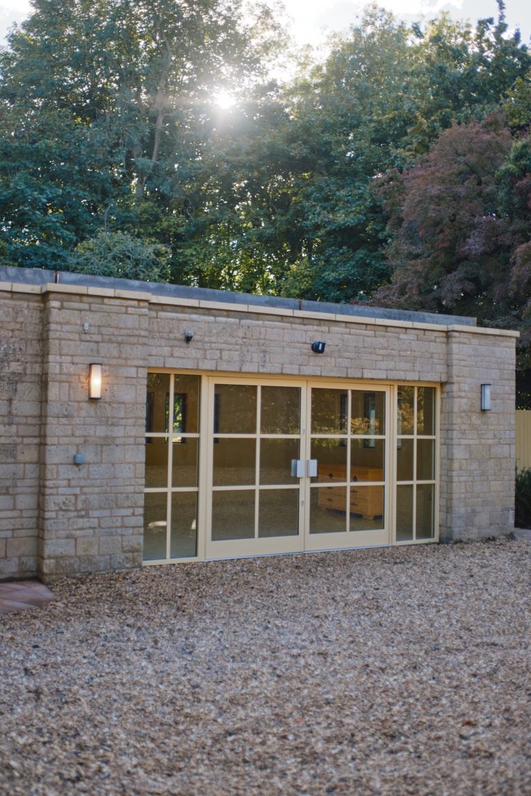 VILLA VISTA OXFORDSHIRE, OX7 - SHOOTFACTORY - OTHER UK HOUSES