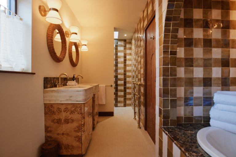 VILLA VISTA OXFORDSHIRE, OX7 - SHOOTFACTORY - OTHER UK HOUSES