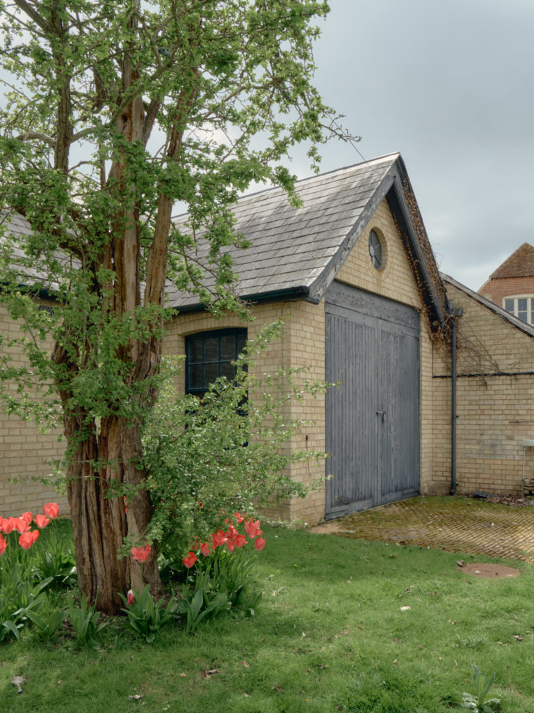 OLD EASTON ESSEX, C09 - SHOOTFACTORY - OTHER UK HOUSES