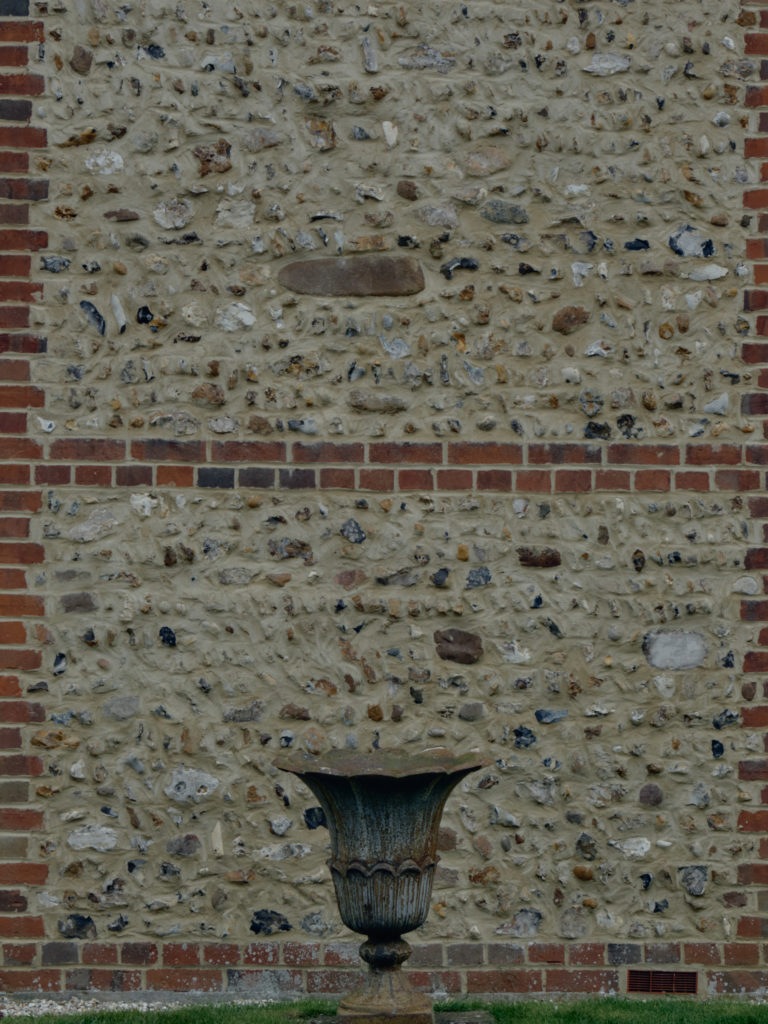 OLD EASTON ESSEX, C09 - SHOOTFACTORY - OTHER UK HOUSES