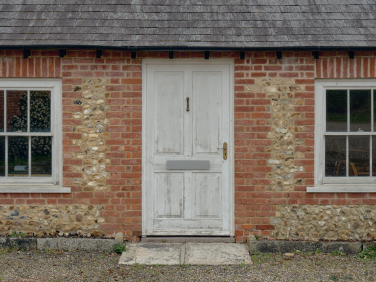 OLD EASTON ESSEX, C09 - SHOOTFACTORY - OTHER UK HOUSES