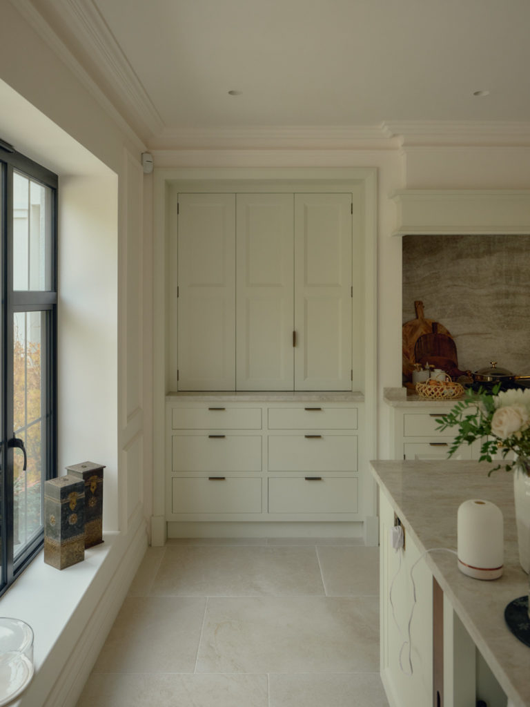 ONSLOW WALTON ON THAMES, KT12 - SHOOTFACTORY - OTHER UK HOUSES