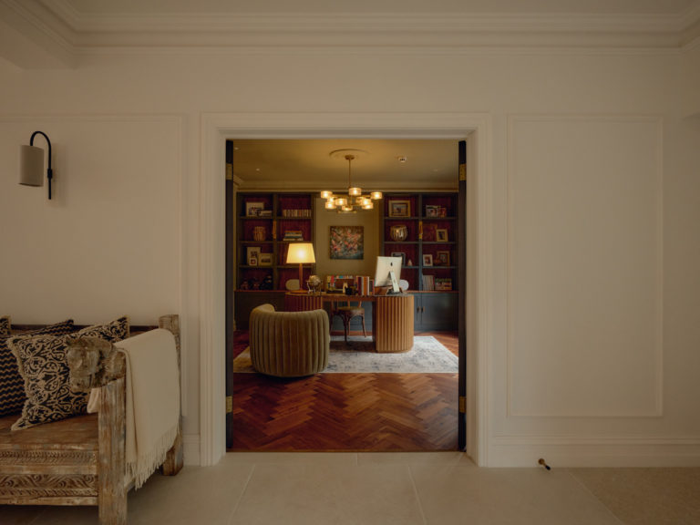 ONSLOW WALTON ON THAMES, KT12 - SHOOTFACTORY - OTHER UK HOUSES