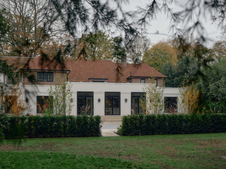 ONSLOW WALTON ON THAMES, KT12 - SHOOTFACTORY - OTHER UK HOUSES