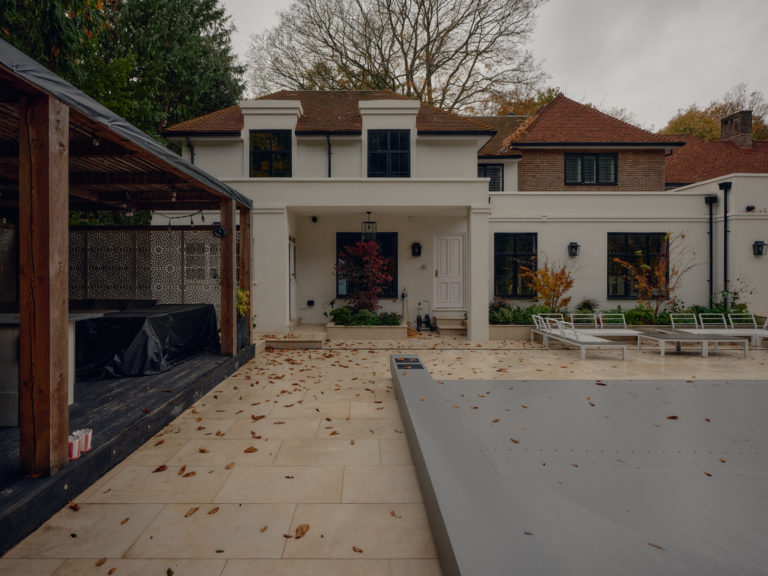 ONSLOW WALTON ON THAMES, KT12 - SHOOTFACTORY - OTHER UK HOUSES