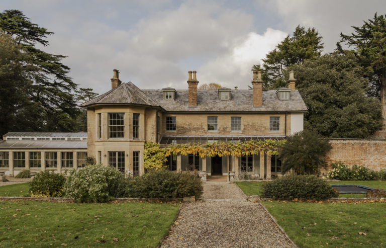 MELLOW HOUSE TAUNTON, TA3- SHOOTFACTORY - OTHER UK HOUSES
