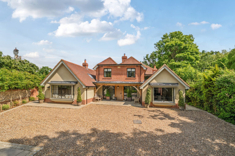 OLD SHIRE HERTFORDSHIRE, WD3 - SHOOTFACTORY - OTHER UK HOUSES