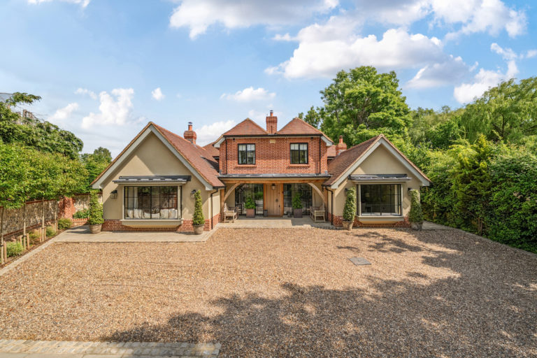 OLD SHIRE HERTFORDSHIRE, WD3 - SHOOTFACTORY - OTHER UK HOUSES