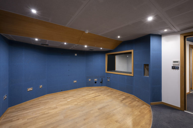 PARK ROYAL LONDON, NW10 - SHOOTFACTORY - PHOTOGRAPHIC STUDIOS