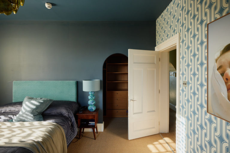 WIMBLEDON HILL LONDON, SW20 - SHOOTFACTORY - LONDON HOUSES - 0